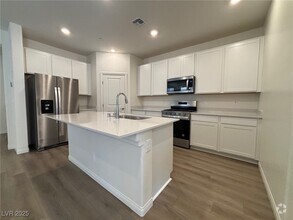 Building Photo - 3747 Frattina Ave
