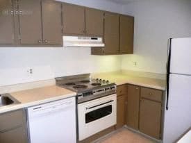Building Photo - 3240 Iris Ave