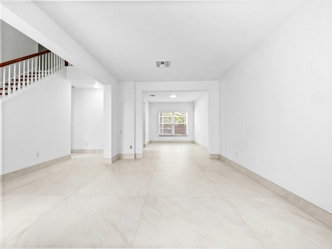 Building Photo - 6457 Winder Oaks Blvd