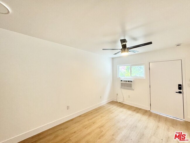 Foto del edificio - 3522 Bellevue Ave