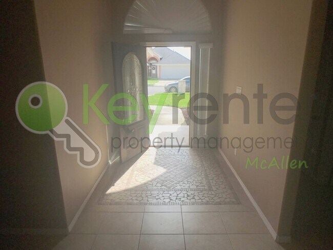 Building Photo - 3Bed/2Bath Edinburg TX ( Russel and Mccoll )
