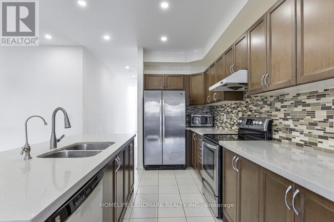 Building Photo - 118 Livante Ct