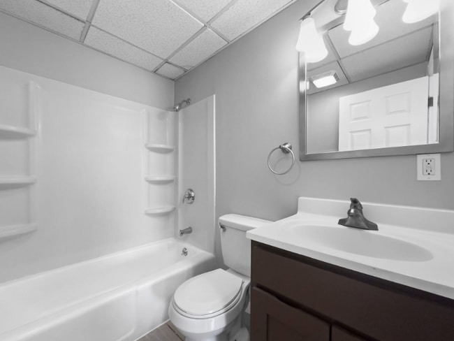 Building Photo - 70 Union St