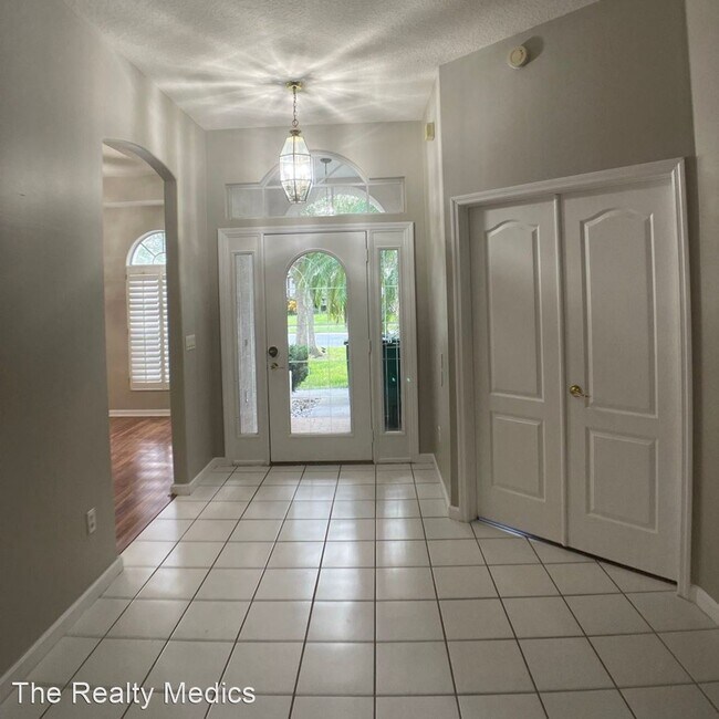 Foto del edificio - 4 br, 3 bath House - 703 Timberwilde Ave