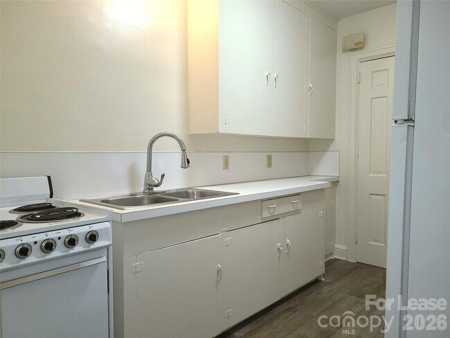 Foto del edificio - 523 Willoughby St