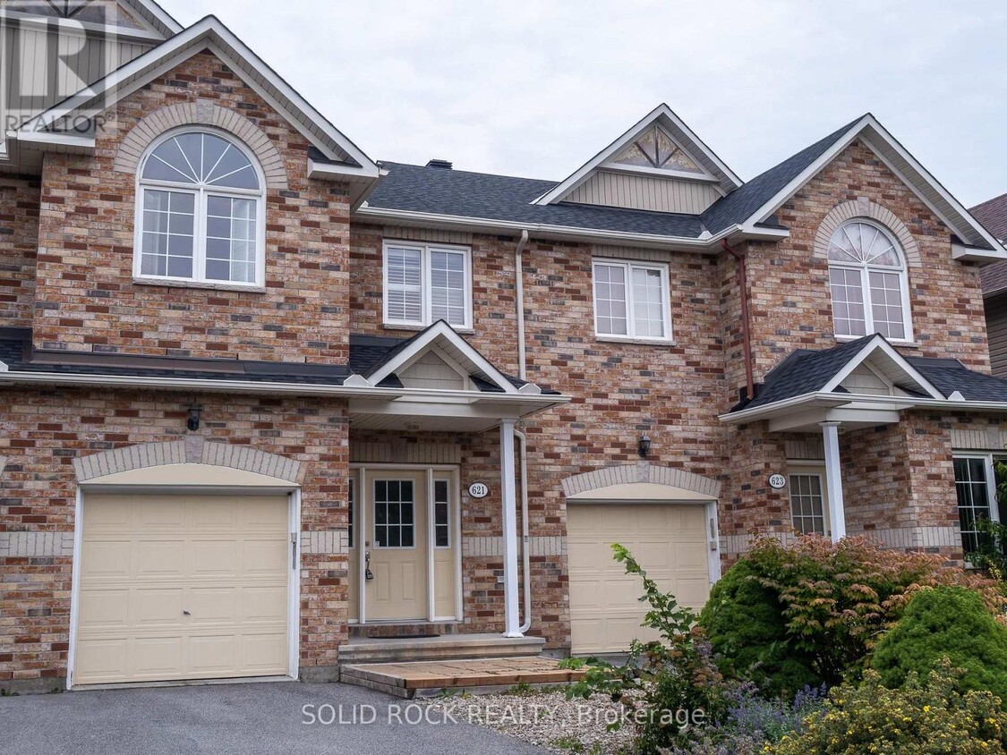 Primary Photo - 621 Braecreek Ave