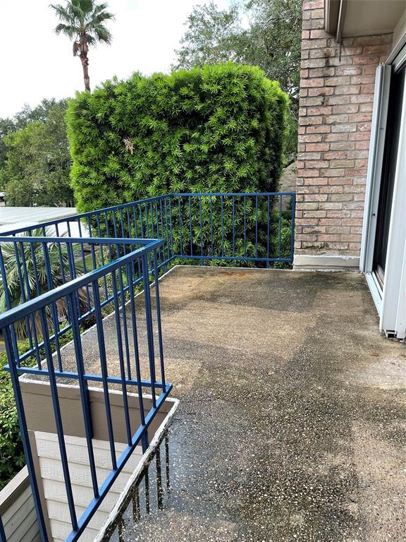 Foto del edificio - 7118 N Holiday Dr