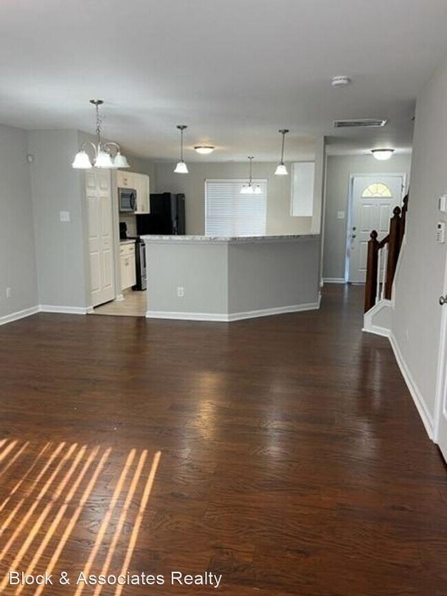Foto del edificio - 3 br, 2.5 bath House - 5104 Thornton Knoll...
