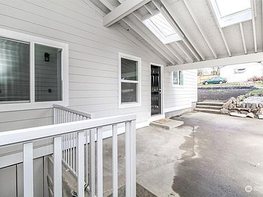 Building Photo - 8823 S Yakima Ave