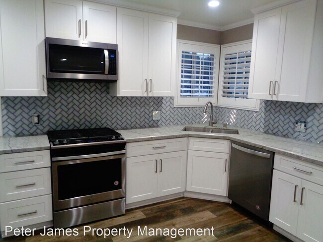 Building Photo - 3 br, 1 bath House - 10108 Colima Rd