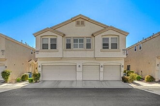 Building Photo - 9333 Leaping Deer Pl