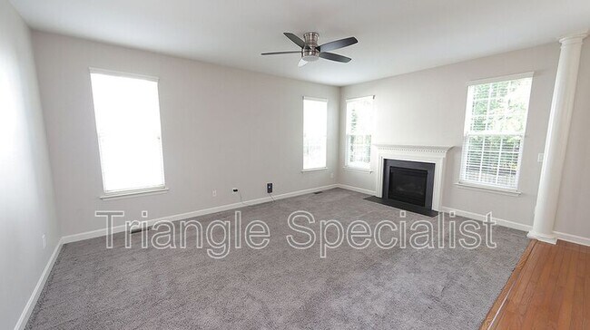 Building Photo - 614 Redford Pl Dr