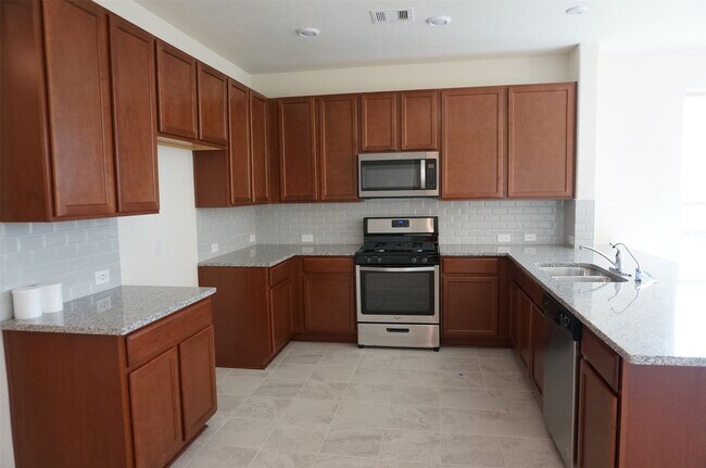 Foto del edificio - 20903 Westfield Terrace Trl