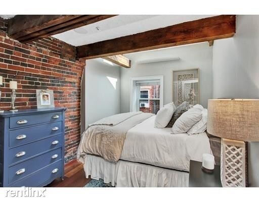 Building Photo - 2 br, 1 bath  - 53 Fulton St Apt 4