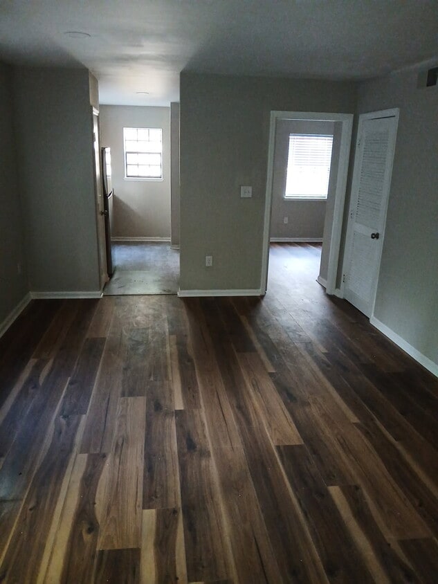 Primary Photo - 203 Clarendon St