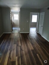 Building Photo - 203 Clarendon St