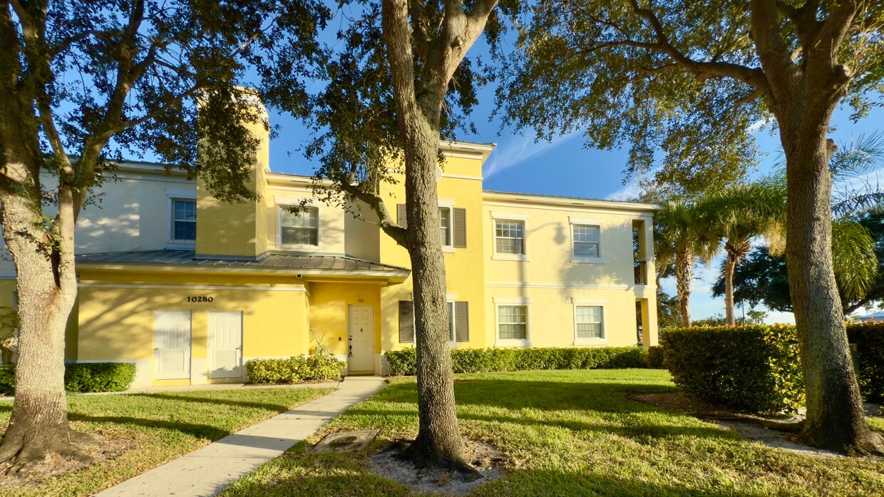 Primary Photo - 10280 SW Stephanie Way