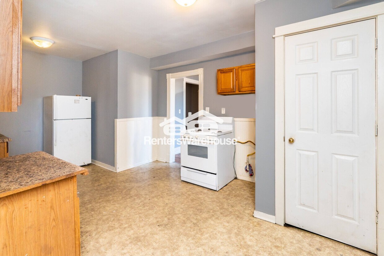 Foto principal - 568 N Farrington St