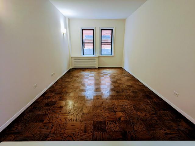 Foto principal - 0 bedroom in New York NY 10011