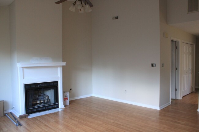 Foto del edificio - 2-bed 2-bath River Bend Townhome