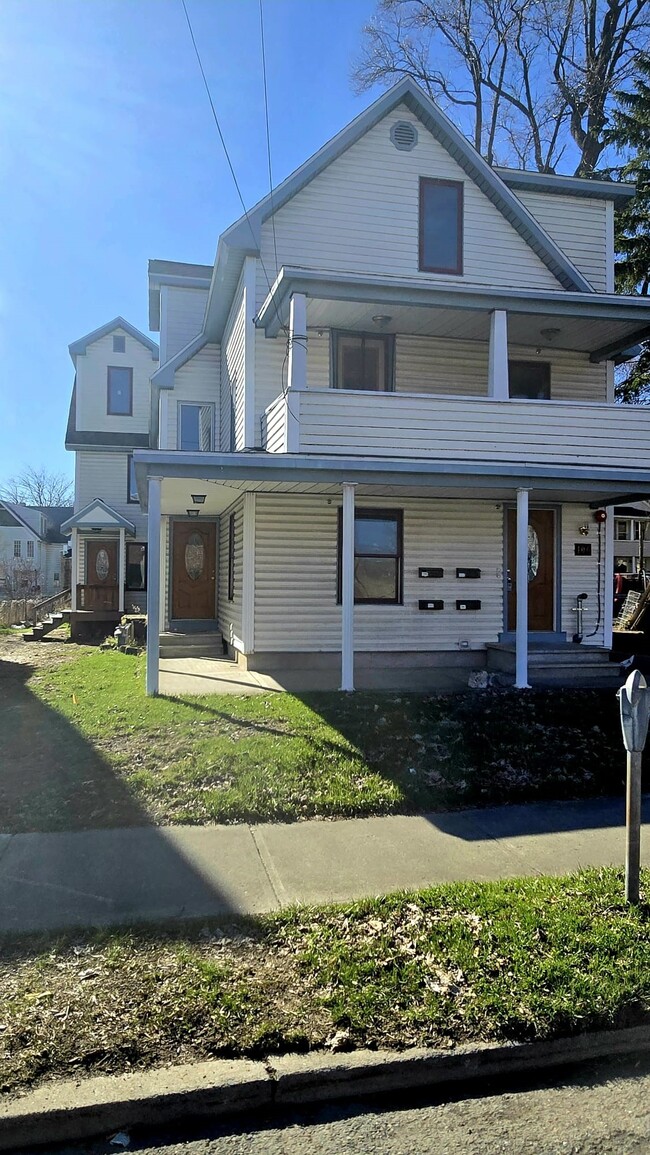 Building Photo - 106 Madison Ave