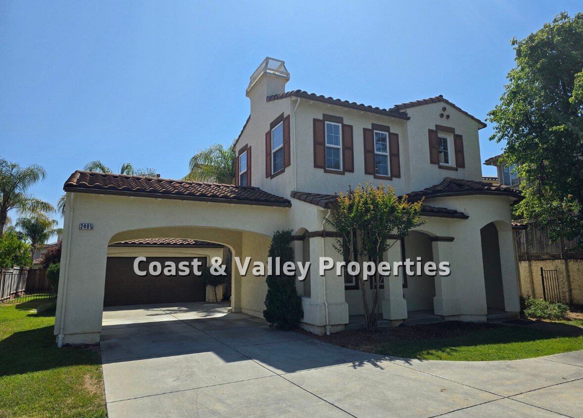 Primary Photo - Beautiful Gilroy Home for RENT!!!