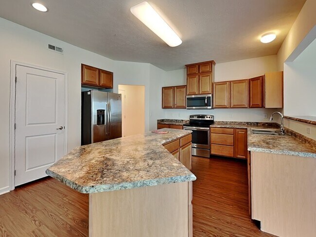 Foto del edificio - Price Reduced!