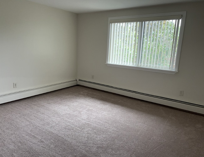 Building Photo - 1 Lancelot Court