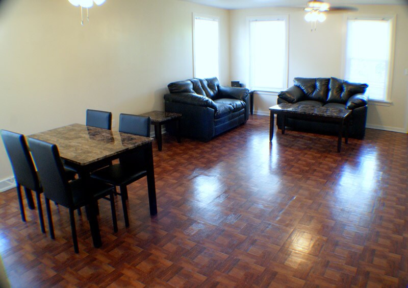 Foto principal - 203 Cherry St