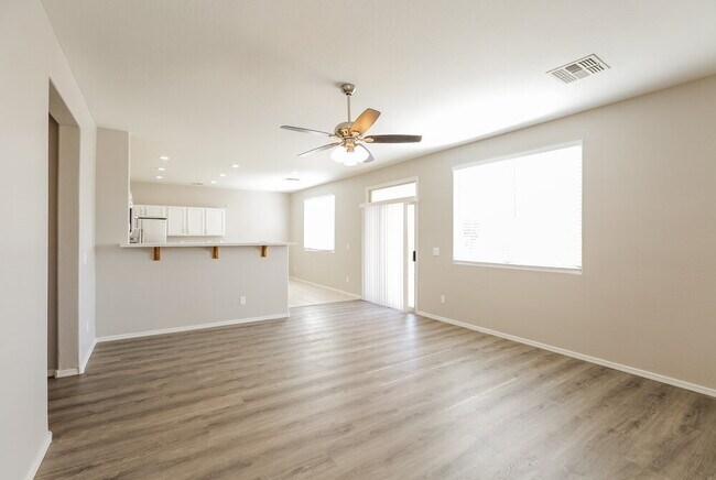 Foto del edificio - 6516 S 74th Ln