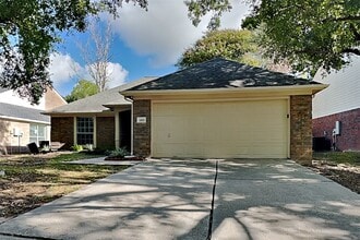 Building Photo - 5803 Forest Timbers Dr