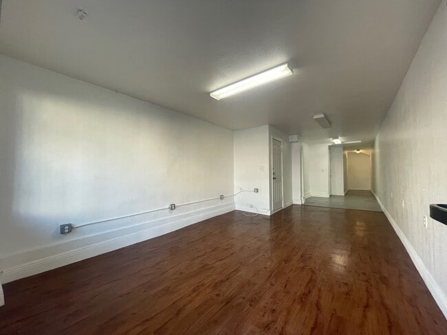 Building Photo - 2826 San Bruno Ave