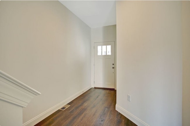Building Photo - 5300 Mendenhall Dr.