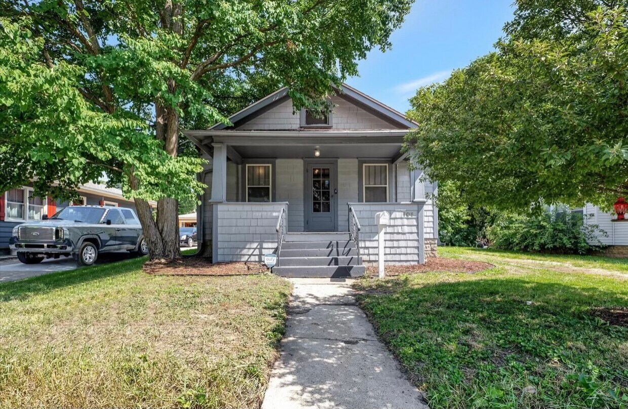 Primary Photo - 708 W Maple St
