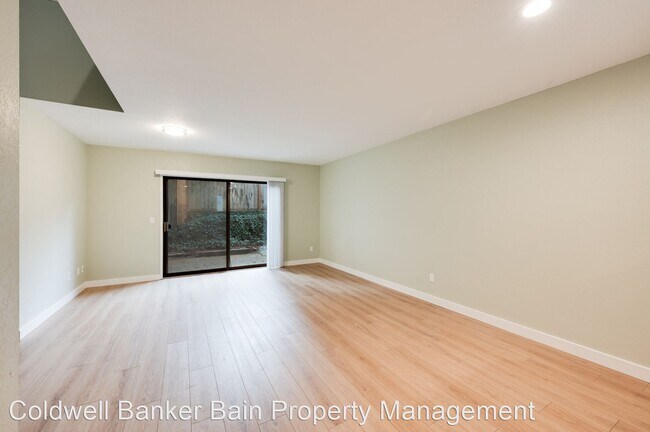 Building Photo - 2 br, 1.5 bath House - 9905 NE 135th Place