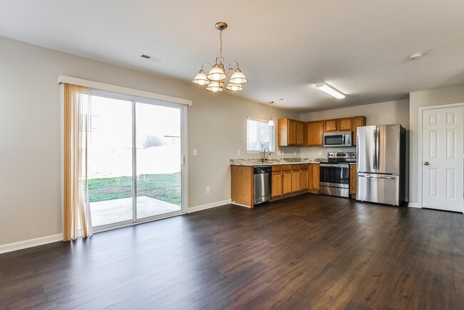 Foto del edificio - 6037 Ladish Ln