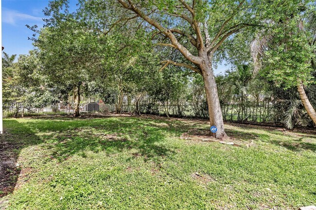 Building Photo - 14044 SW 54th St