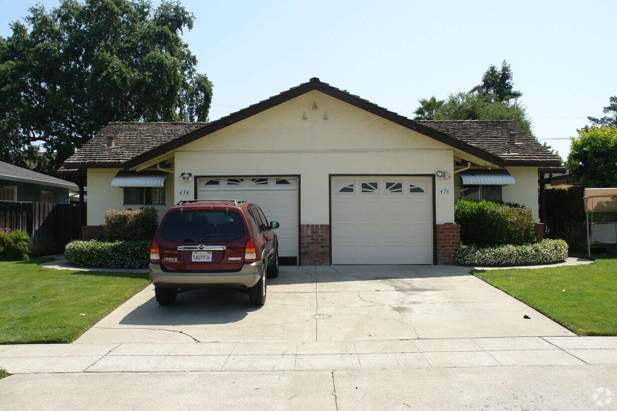 Building Photo - 474-476 Westlake Dr