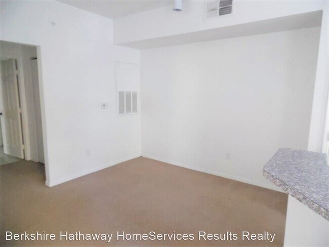 Foto del edificio - 1 br, 1 bath House - 6320 Raleigh Street #601