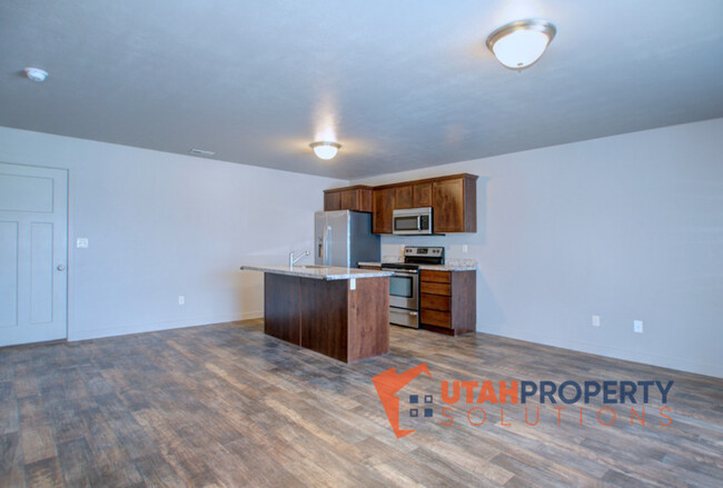 Building Photo - 14357 S Sherwell Ct