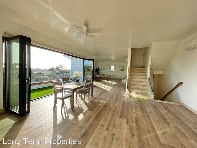 Foto del edificio - 5 br, 6 bath House - 1284 Pine Ave