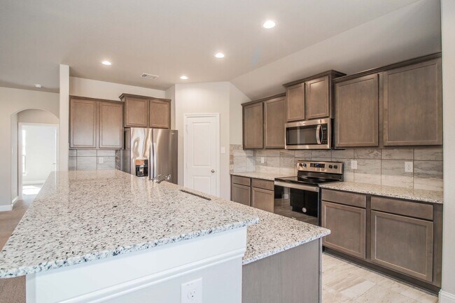 Foto del edificio - House For Lease in Cleburne