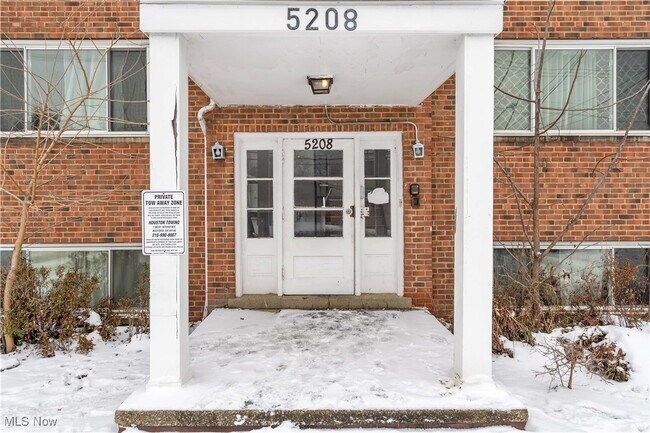 Foto del edificio - 5208 Lee Rd