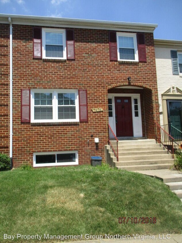 Primary Photo - 3 br, 3.5 bath House - 7476 JAYHAWK ST