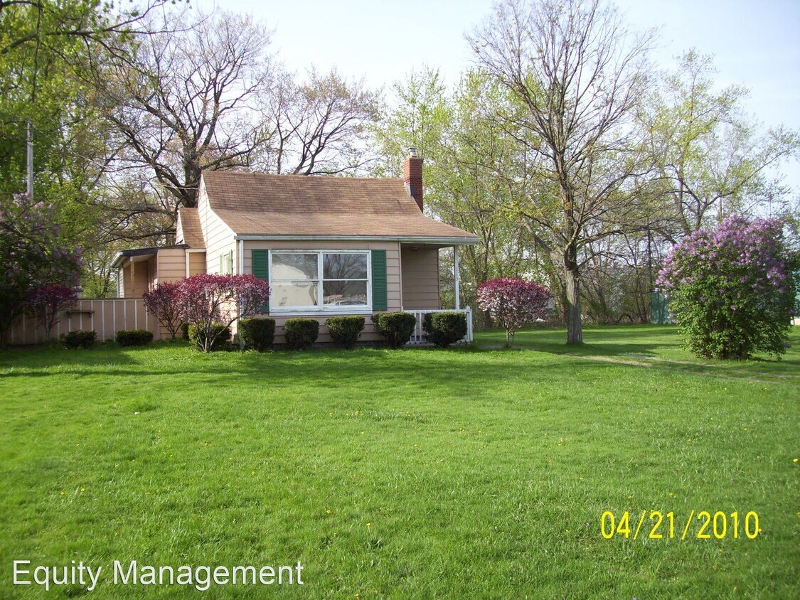 Primary Photo - 2 br, 1 bath House - 115 E. Montrose