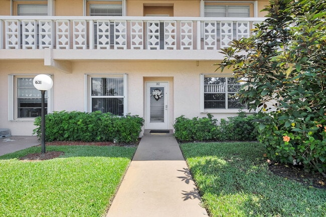 Building Photo - 1631 NW 18th Ave