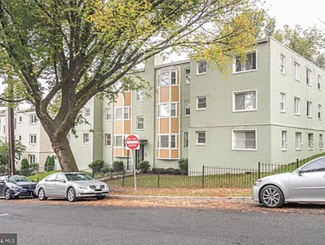 Amazing 2 bedroom/ 1 Bathroom unit with plenty natural light - Amazing 2 bedroom/ 1 Bathroom unit with plenty natural light Apartment