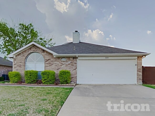 Building Photo - 1214 Bayberry Way