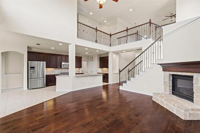 Foto del edificio - 2701 Calmwood Dr