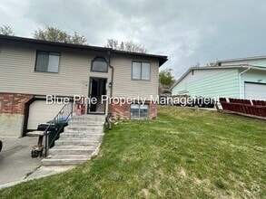 Building Photo - 1222 Holman Ave